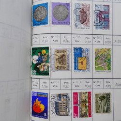 Lot de timbres de Luxembourg 1880-1997 neufs et oblitérés en 3 carnets à choix.