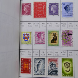 Lot de timbres de Luxembourg 1880-1997 neufs et oblitérés en 3 carnets à choix.