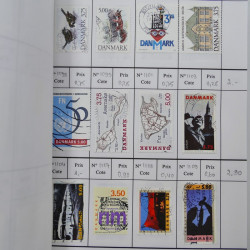 Lot de timbres de Danemark 1864-1997 oblitérés en 3 carnet à choix.