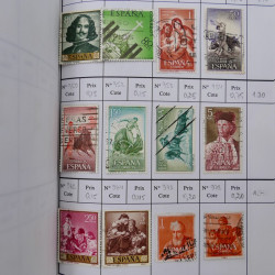 Lot de timbres d'Espagne 1860-1993 oblitérés en 6 carnets à choix.