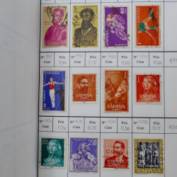 Lot de timbres d'Espagne 1860-1993 oblitérés en 6 carnets à choix.