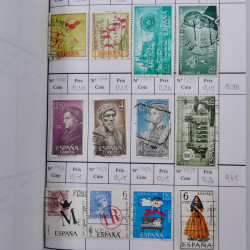 Lot de timbres d'Espagne 1860-1993 oblitérés en 6 carnets à choix.