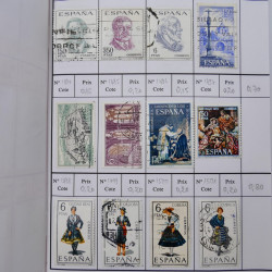 Lot de timbres d'Espagne 1860-1993 oblitérés en 6 carnets à choix.