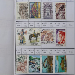 Lot de timbres d'Espagne 1860-1993 oblitérés en 6 carnets à choix.