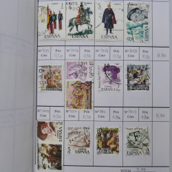 Lot de timbres d'Espagne 1860-1993 oblitérés en 6 carnets à choix.