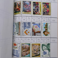 Lot de timbres d'Espagne 1860-1993 oblitérés en 6 carnets à choix.