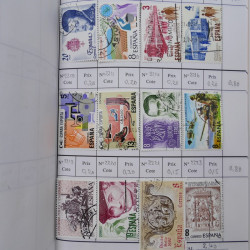 Lot de timbres d'Espagne 1860-1993 oblitérés en 6 carnets à choix.