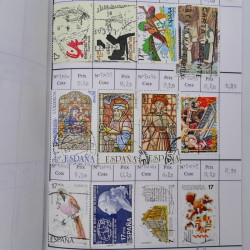 Lot de timbres d'Espagne 1860-1993 oblitérés en 6 carnets à choix.