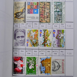 Lot de timbres d'Espagne 1860-1993 oblitérés en 6 carnets à choix.