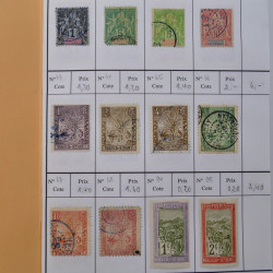Lot de timbres de Madagascar neufs et oblitérés en 2 carnets à choix.