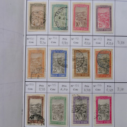 Lot de timbres de Madagascar neufs et oblitérés en 2 carnets à choix.
