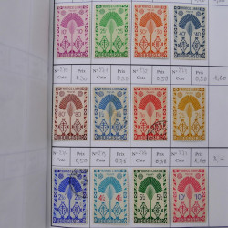 Lot de timbres de Madagascar neufs et oblitérés en 2 carnets à choix.