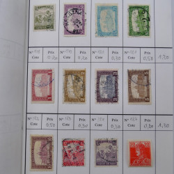 Lot de timbres d'Hongrie 1871-2004 neufs et oblitérés en 9 carnets à choix.