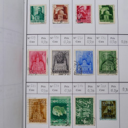 Lot de timbres d'Hongrie 1871-2004 neufs et oblitérés en 9 carnets à choix.