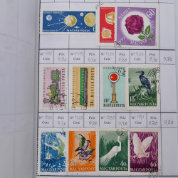 Lot de timbres d'Hongrie 1871-2004 neufs et oblitérés en 9 carnets à choix.