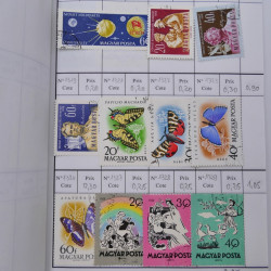 Lot de timbres d'Hongrie 1871-2004 neufs et oblitérés en 9 carnets à choix.