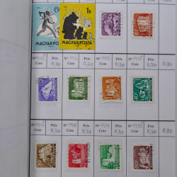 Lot de timbres d'Hongrie 1871-2004 neufs et oblitérés en 9 carnets à choix.