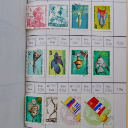 Lot de timbres d'Hongrie 1871-2004 neufs et oblitérés en 9 carnets à choix.