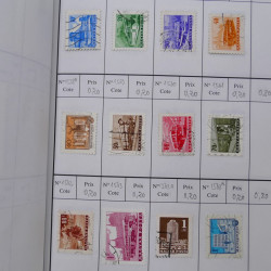 Lot de timbres d'Hongrie 1871-2004 neufs et oblitérés en 9 carnets à choix.