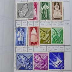 Lot de timbres d'Hongrie 1871-2004 neufs et oblitérés en 9 carnets à choix.