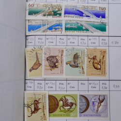 Lot de timbres d'Hongrie 1871-2004 neufs et oblitérés en 9 carnets à choix.