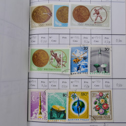 Lot de timbres d'Hongrie 1871-2004 neufs et oblitérés en 9 carnets à choix.