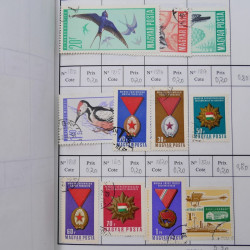 Lot de timbres d'Hongrie 1871-2004 neufs et oblitérés en 9 carnets à choix.