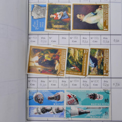Lot de timbres d'Hongrie 1871-2004 neufs et oblitérés en 9 carnets à choix.