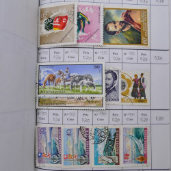 Lot de timbres d'Hongrie 1871-2004 neufs et oblitérés en 9 carnets à choix.
