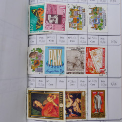 Lot de timbres d'Hongrie 1871-2004 neufs et oblitérés en 9 carnets à choix.