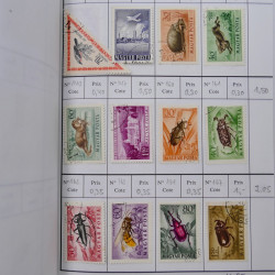 Lot de timbres d'Hongrie 1871-2004 neufs et oblitérés en 9 carnets à choix.