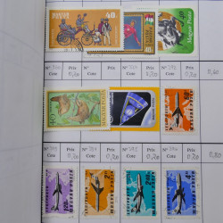 Lot de timbres d'Hongrie 1871-2004 neufs et oblitérés en 9 carnets à choix.