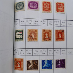 Lot de timbres d'Hongrie 1871-2004 neufs et oblitérés en 9 carnets à choix.