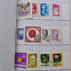Lot de timbres d'Hongrie 1871-2004 neufs et oblitérés en 9 carnets à choix.