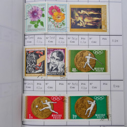 Lot de timbres d'Hongrie 1871-2004 neufs et oblitérés en 9 carnets à choix.