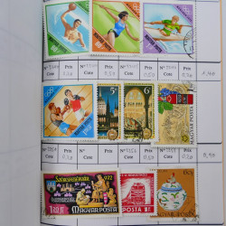 Lot de timbres d'Hongrie 1871-2004 neufs et oblitérés en 9 carnets à choix.