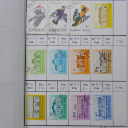 Lot de timbres d'Hongrie 1871-2004 neufs et oblitérés en 9 carnets à choix.