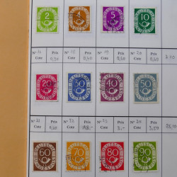 Lot de timbres d'Allemagne neufs et oblitérés en 18 carnets à choix.