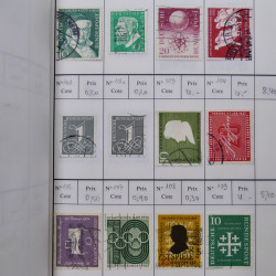 Lot de timbres d'Allemagne neufs et oblitérés en 18 carnets à choix.
