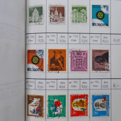Lot de timbres d'Allemagne neufs et oblitérés en 18 carnets à choix.