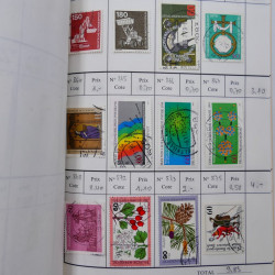 Lot de timbres d'Allemagne neufs et oblitérés en 18 carnets à choix.