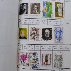 Lot de timbres d'Allemagne neufs et oblitérés en 18 carnets à choix.