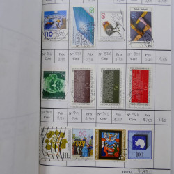 Lot de timbres d'Allemagne neufs et oblitérés en 18 carnets à choix.