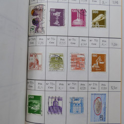 Lot de timbres d'Allemagne neufs et oblitérés en 18 carnets à choix.