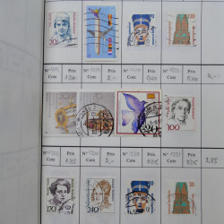 Lot de timbres d'Allemagne neufs et oblitérés en 18 carnets à choix.