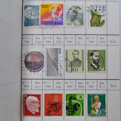 Lot de timbres d'Allemagne neufs et oblitérés en 18 carnets à choix.