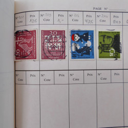 Lot de timbres d'Allemagne neufs et oblitérés en 18 carnets à choix.