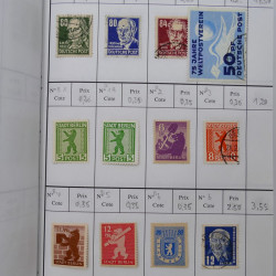 Lot de timbres d'Allemagne neufs et oblitérés en 18 carnets à choix.
