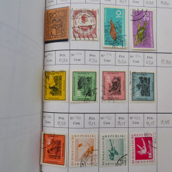 Lot de timbres d'Allemagne neufs et oblitérés en 18 carnets à choix.