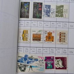 Lot de timbres d'Allemagne neufs et oblitérés en 18 carnets à choix.